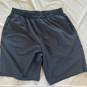 Apana men’s athletic Shorts L